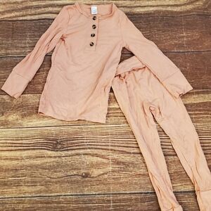Lou Lou peach button-Up pajama set sz 3T